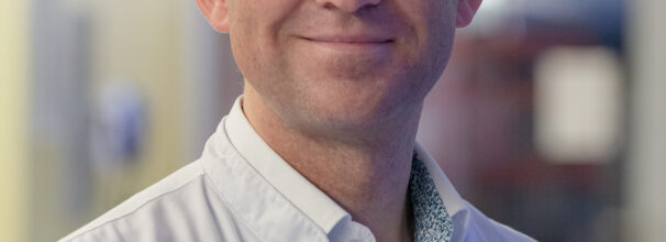Prof. Dr. med. Thomas Kremer, Chefarzt der Klinik für Plastische und Handchirurgie